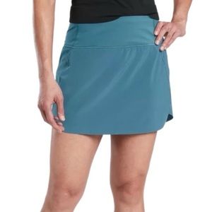 Athleta teal Run With It Skort